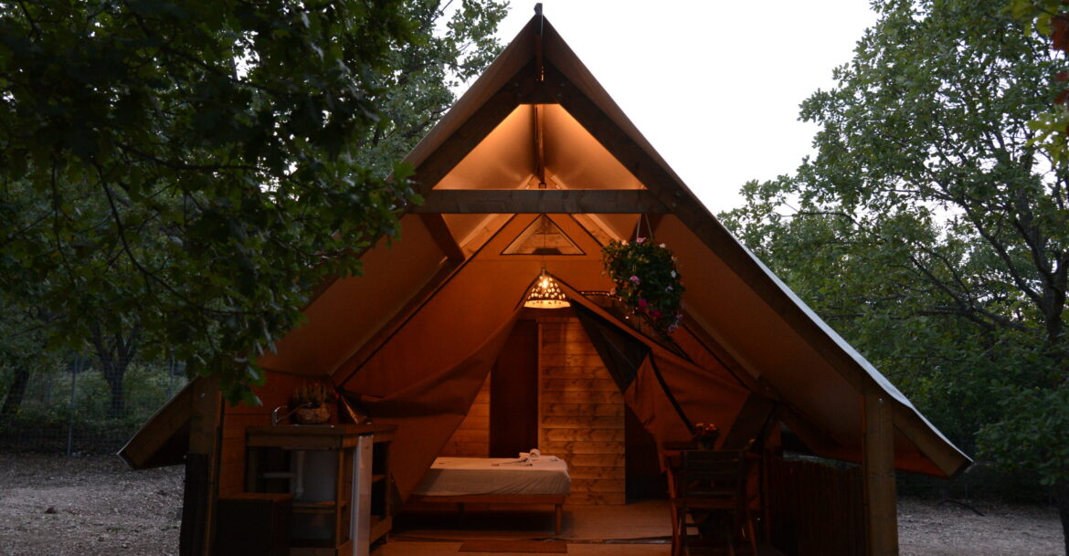 est tenda romantica